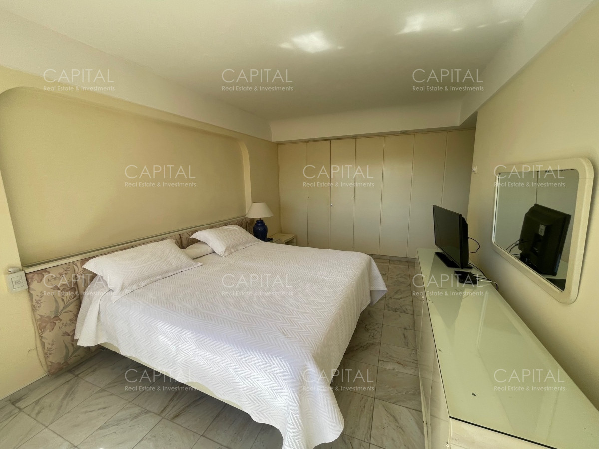 Apartamento ID.36605 - Excepcional semipiso Torre de Categoria frente a Playa Mansa