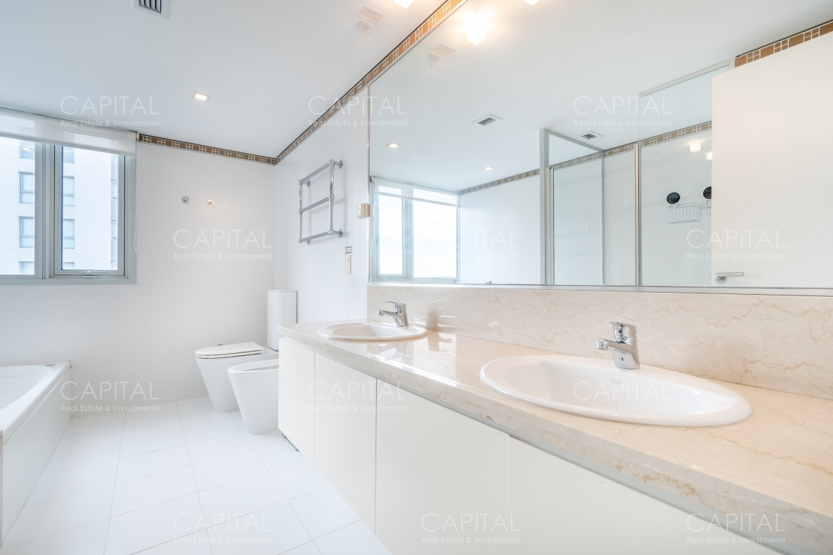 Apartamento ID.28119 - Departamento Le Parc Punta del Este En Venta Tres Dormitorios Mas Dependencia