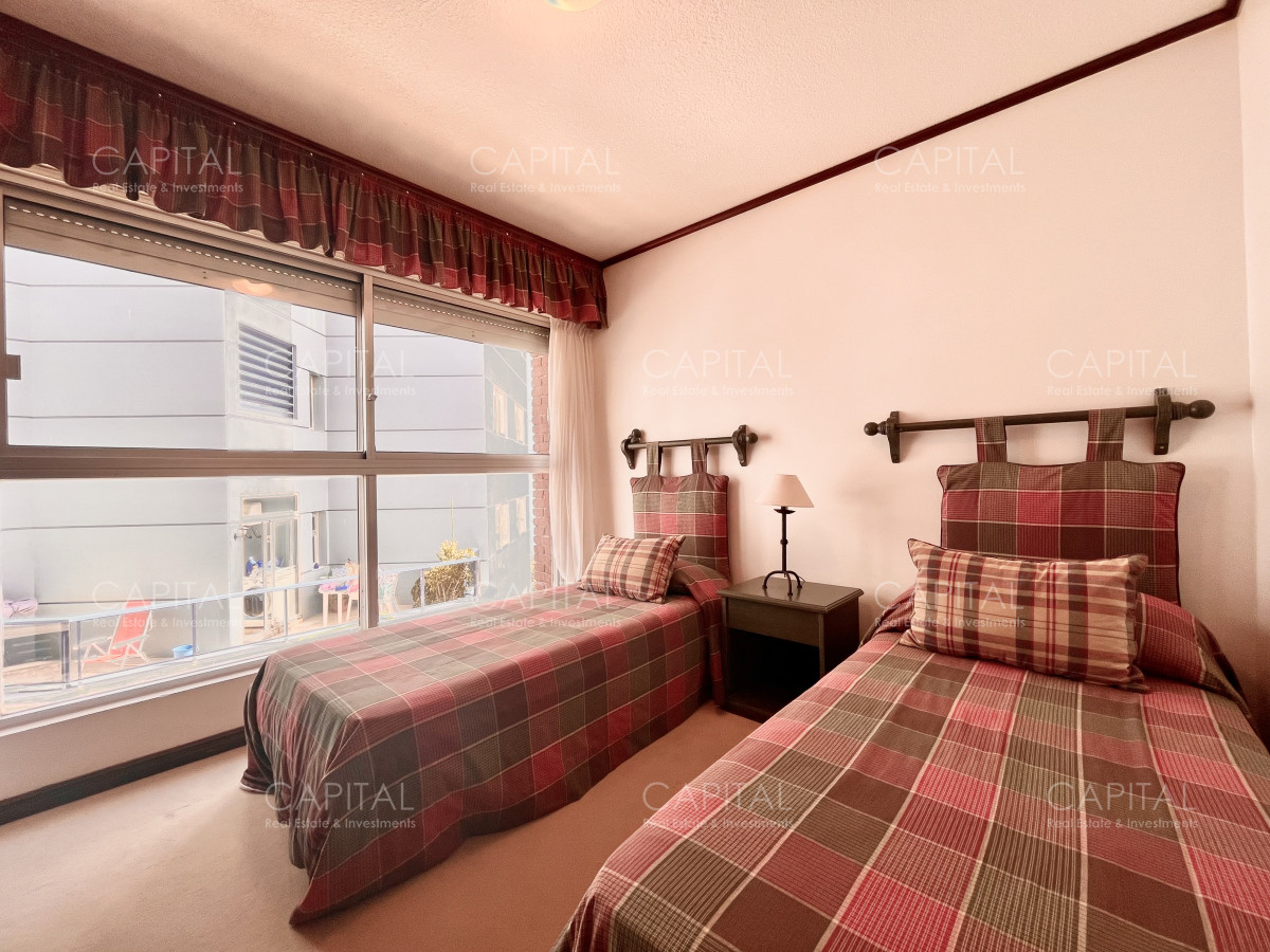 Apartamento ID.26814 - Excelente apartamento en la península con vista al mar - 3 dormitorios!