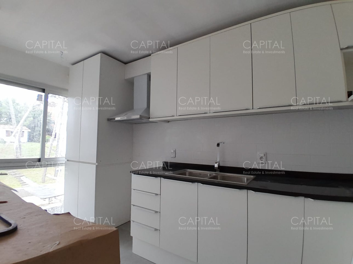 Apartamento ID.35149 - Apartamento a estrenar en venta, Playa Mansa - Punta del Este.