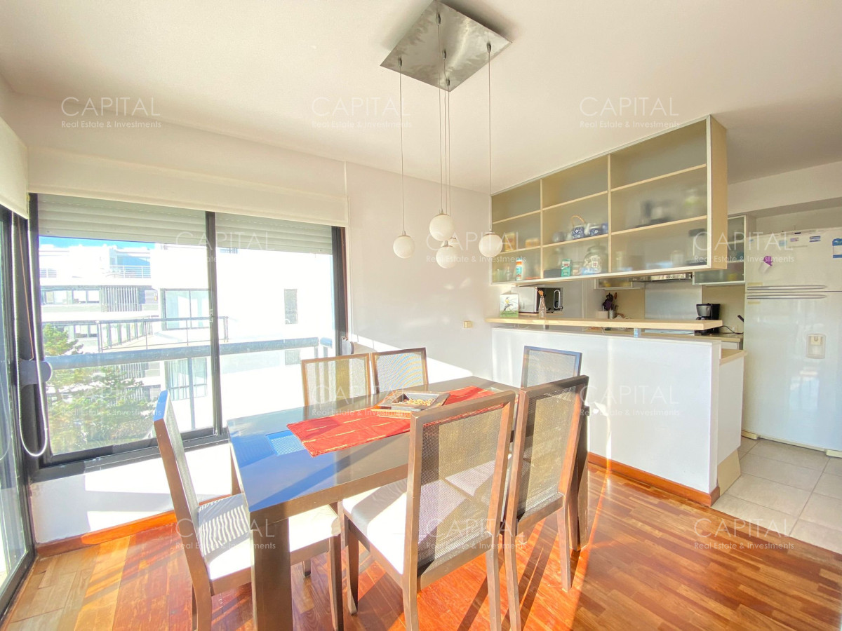 Apartamento ID.34603 - Apartamento en Alquiler Primera Linea Tres dormitorios con Parrillero