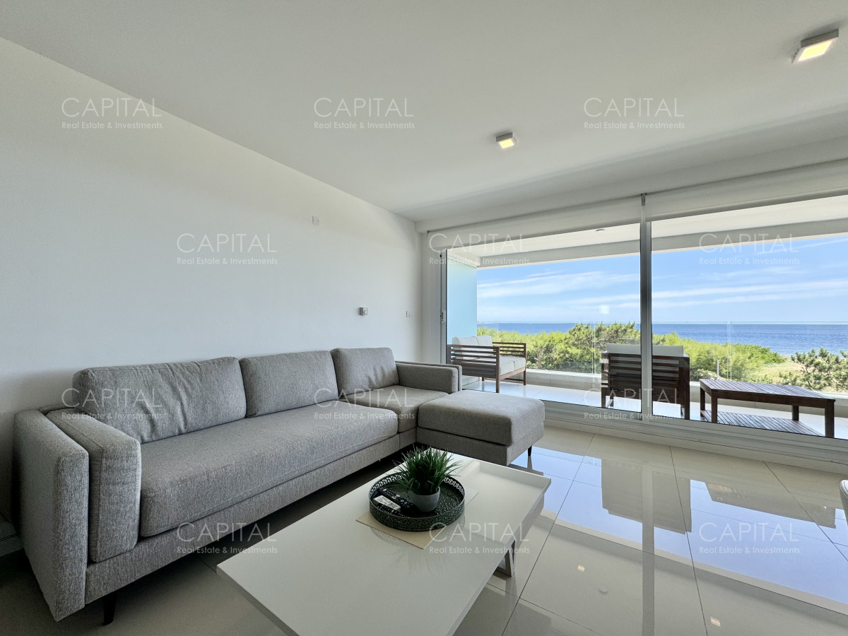 Apartamento ID.37436 - Apartamento de tres domritorios en venta en primera linea de Playa Mansa Punta del Este