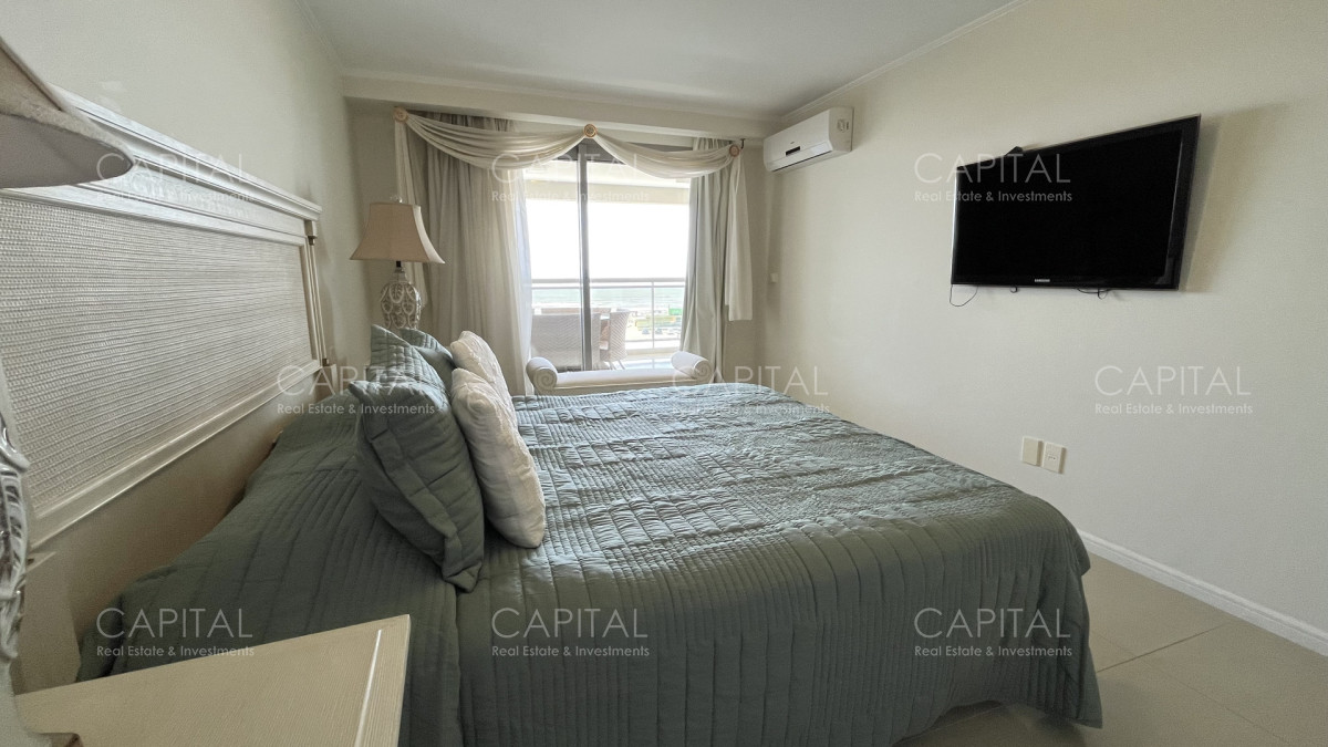 Apartamento ID.32145 - Apartamento en Imperiale de 3 dormitorios en venta.