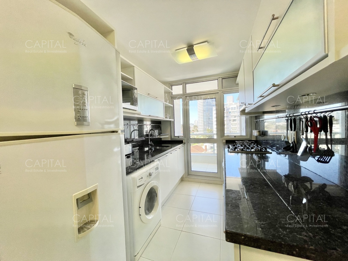 Apartamento ID.30388 - Apartamento de Dos dormitorios en Venta en Playa Mansa, Punta del Este