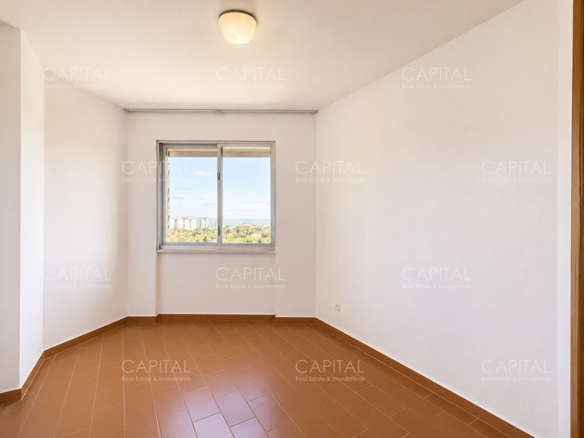 Apartamento ID.36372 - Apartamento de tres dormitorios y dependencia en venta Punta del Este