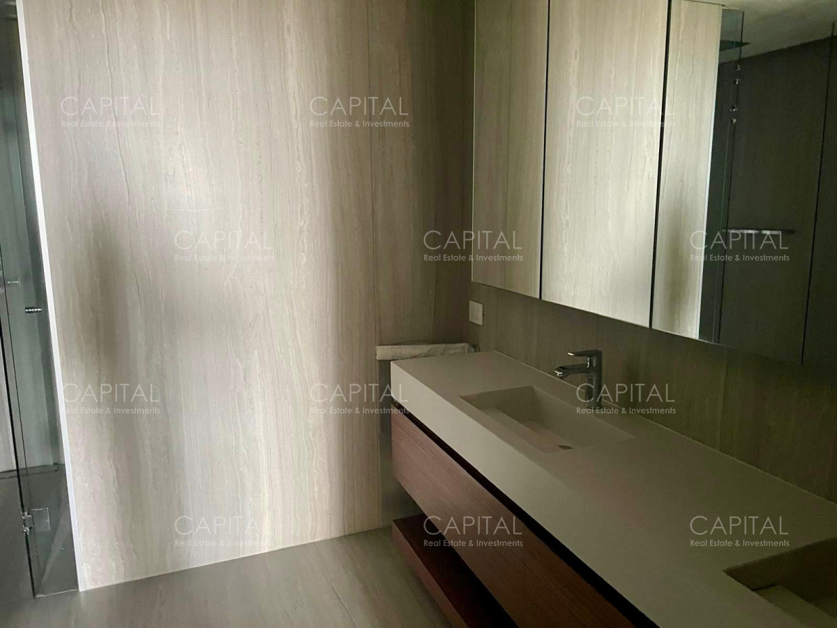 Apartamento ID.38226 - Departamento  en venta sobre el mar en La Barra con piscina y parrillero