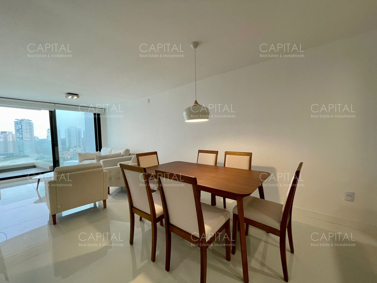 Apartamento ID.32875 - Apartamento de dos dormitorios en Venta, Punta del Este