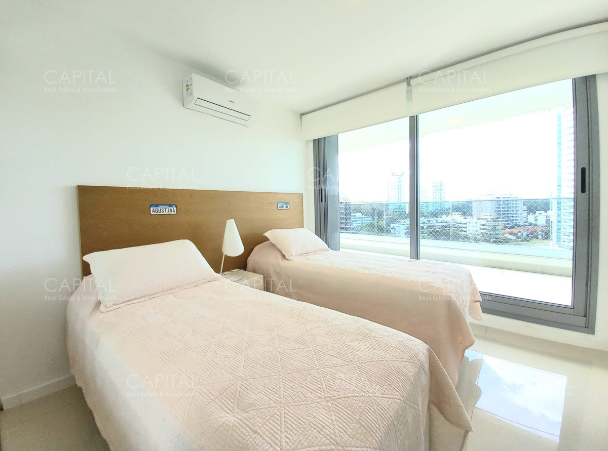 Apartamento ID.32749 - Espectacular Apartamento de 3 dormitorios en Playa Brava