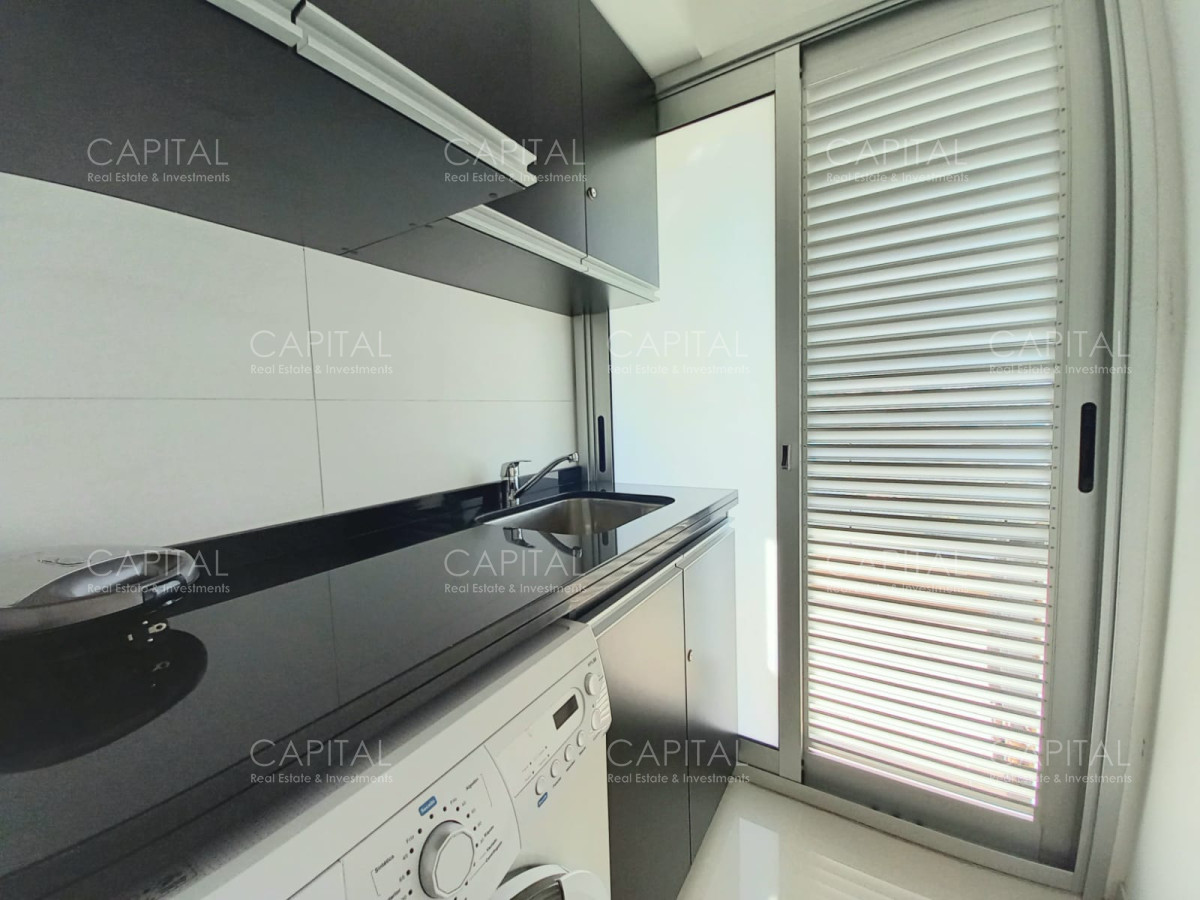 Apartamento ID.32914 - Alquiler Apartamento de tres dormitorios con vista al Mar en Playa Brava