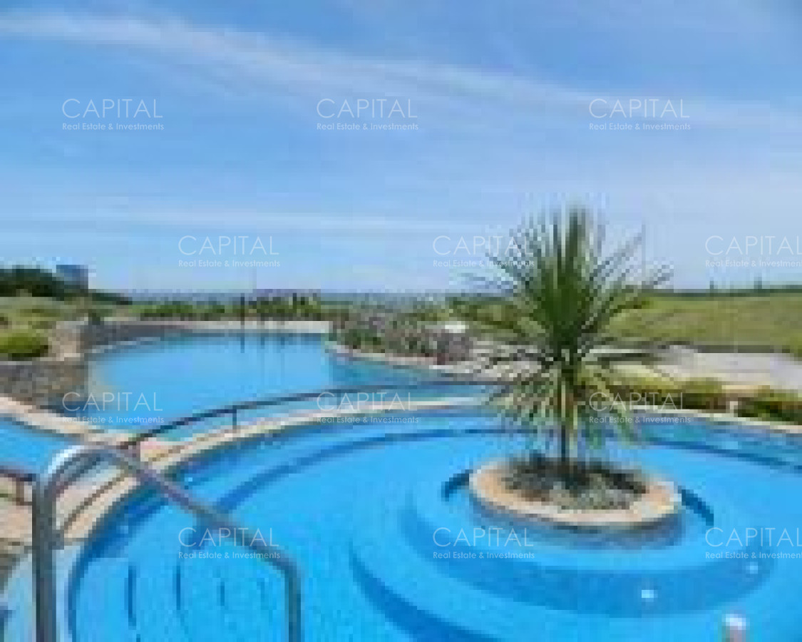 Apartamento ID.28458 - Alquiler temporario de excelente apartamento en complejo con servicios cinco estrellas