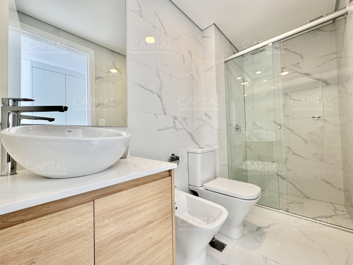 Apartamento ID.39112 - Paramount de tres dormitorios en alquiler temporal