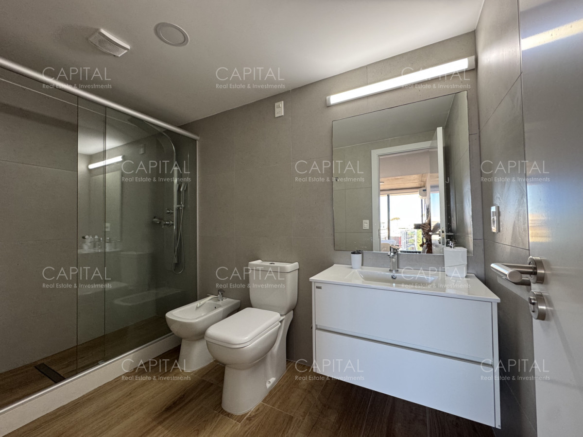 Apartamento ID.39649 - Apartamento En Venta 3 Dormitorios en primera línea de Playa Mansa