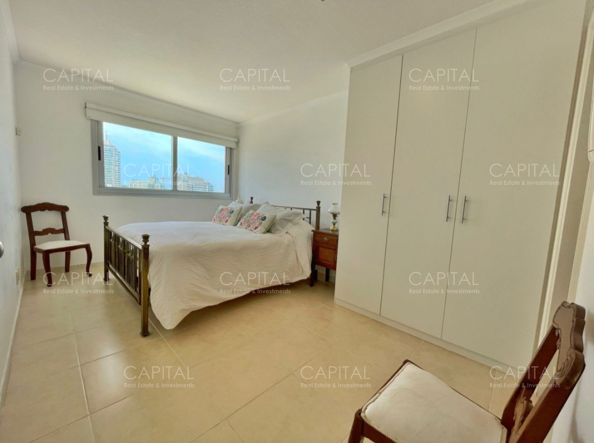 Apartamento ID.40162 - Apartamento en Venta en  Aidy Grill Punta del Este luminoso