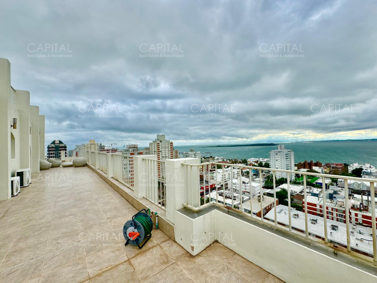 Apartamento ID.36033 - Apartamento Penthouse en Venta Punta del Este