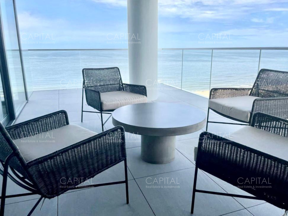 Apartamento ID.35376 - Venetian de tres dormitorios y dependencia en alquiler