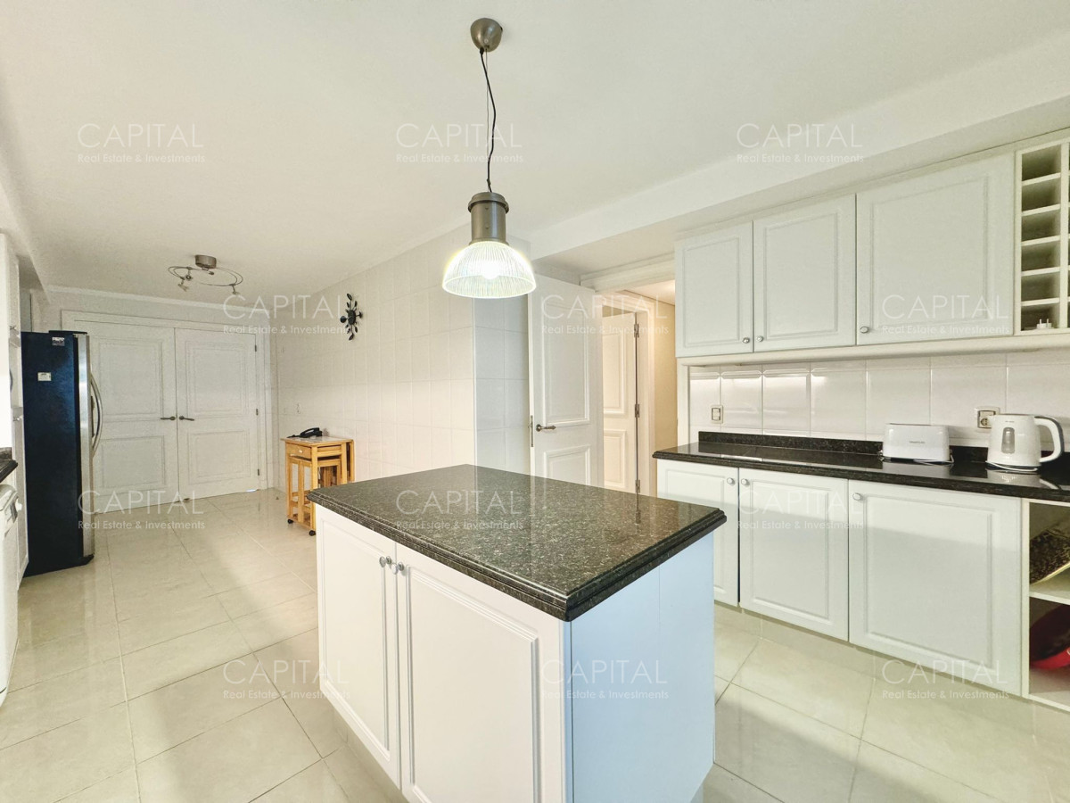 Apartamento ID.36992 - Le Jardin Unificado de Cuatro Suites y Dependencia 