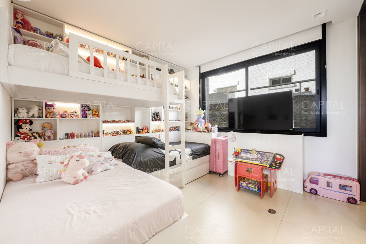 Apartamento ID.32557 - Departamento en Venta Primera Linea en Puerto Punta del Este