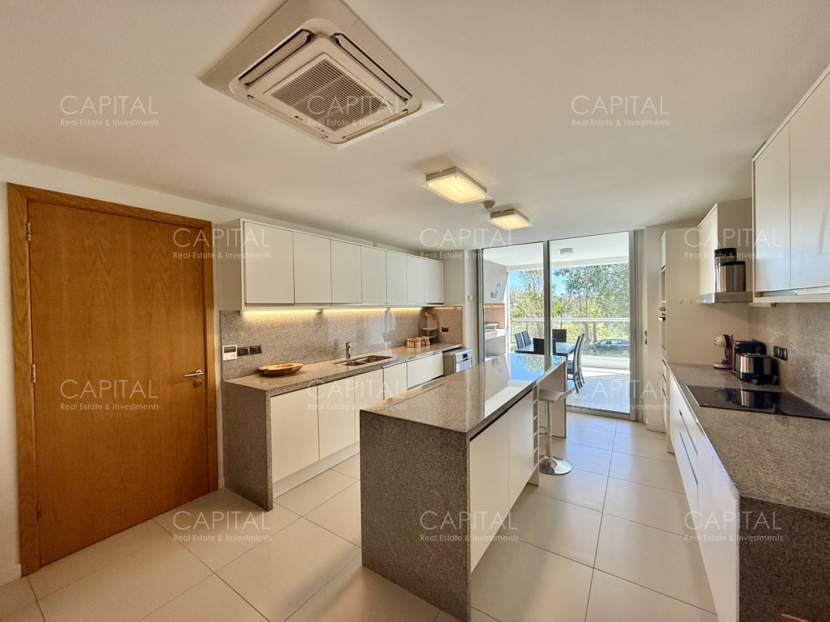 Apartamento ID.29789 - Tiburon Terrazas Oceano Punta del Este con Pileta propia Exclusivo Departamento 