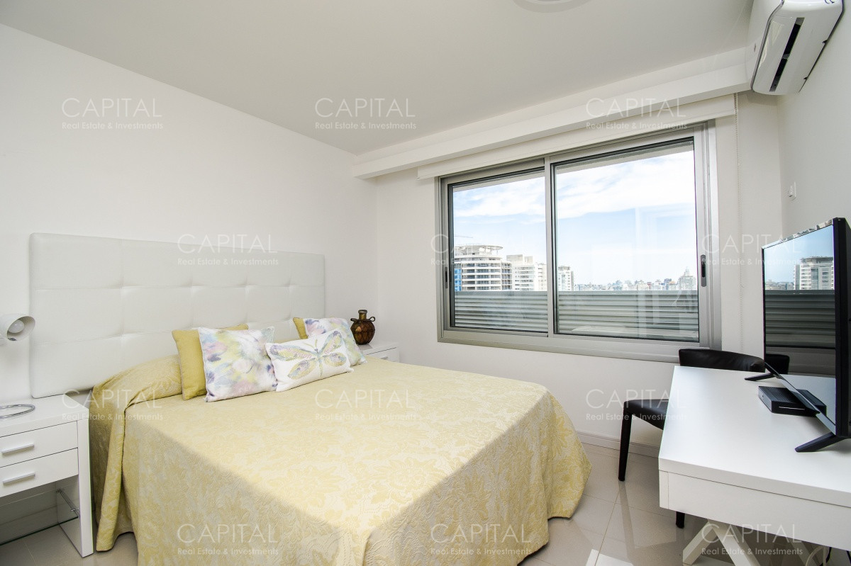 Apartamento ID.27548 - Apartamento en Venta y Alquiler en Playa Brava Punta del Este