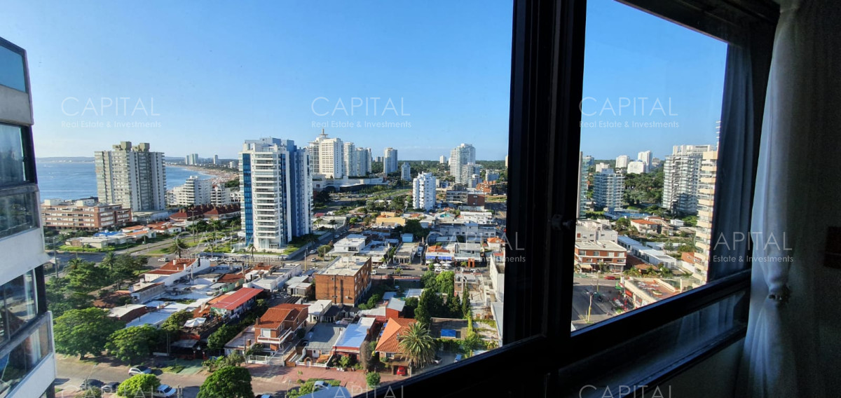 Apartamento ID.32229 - Apartamento de tres dormitorios frente al mar playa Brava Punta del Este