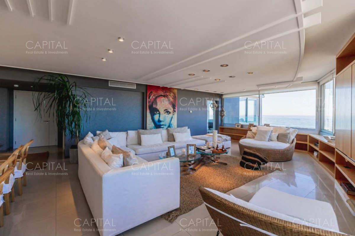 Apartamento ID.29600 - Apartamento primera fila en Tiburón Tres de tres dormitorios y dependencia de servicio en venta