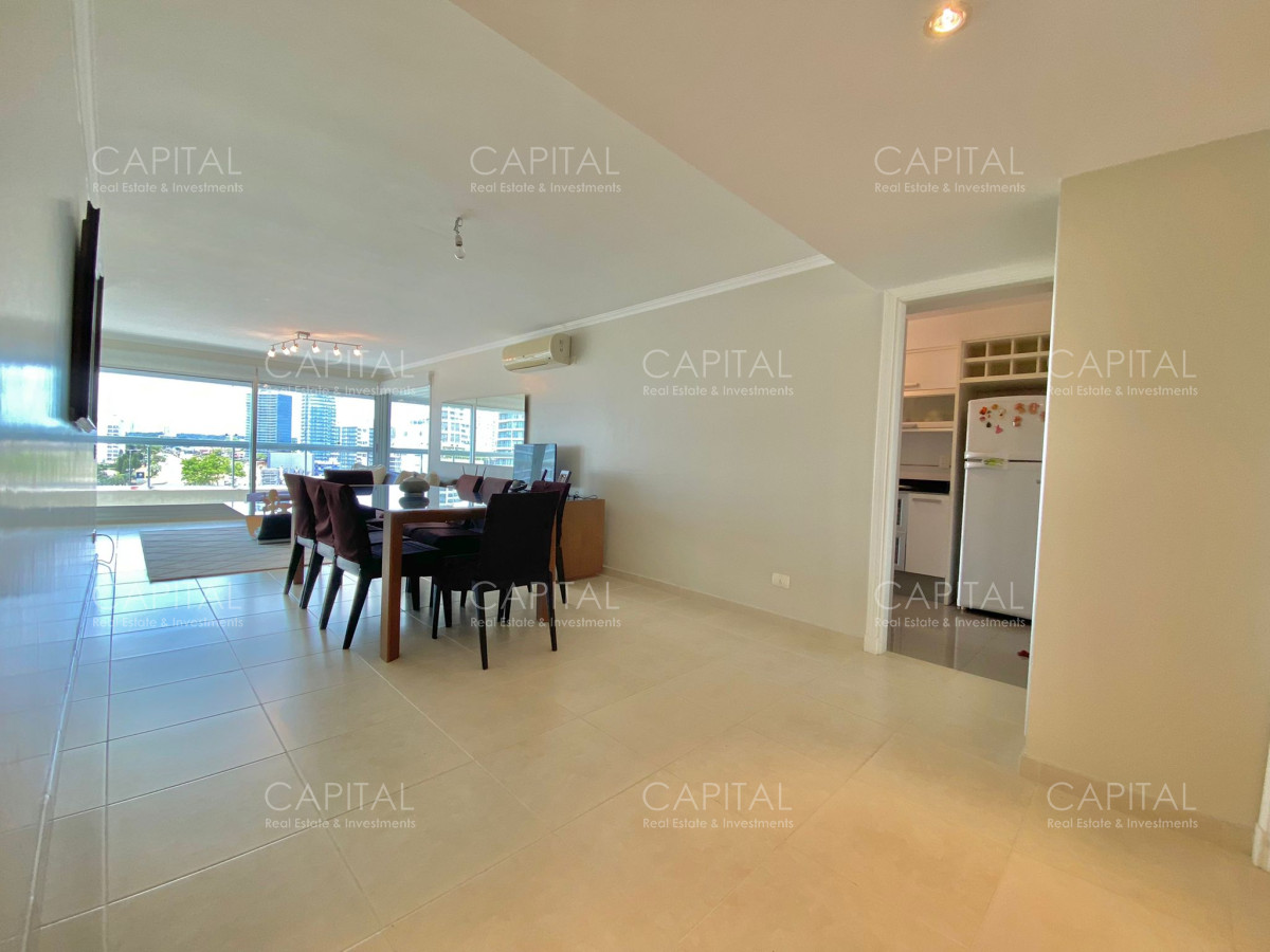 Apartamento ID.31832 - Apartamento en Venta de tres dormitorios, Punta del Este