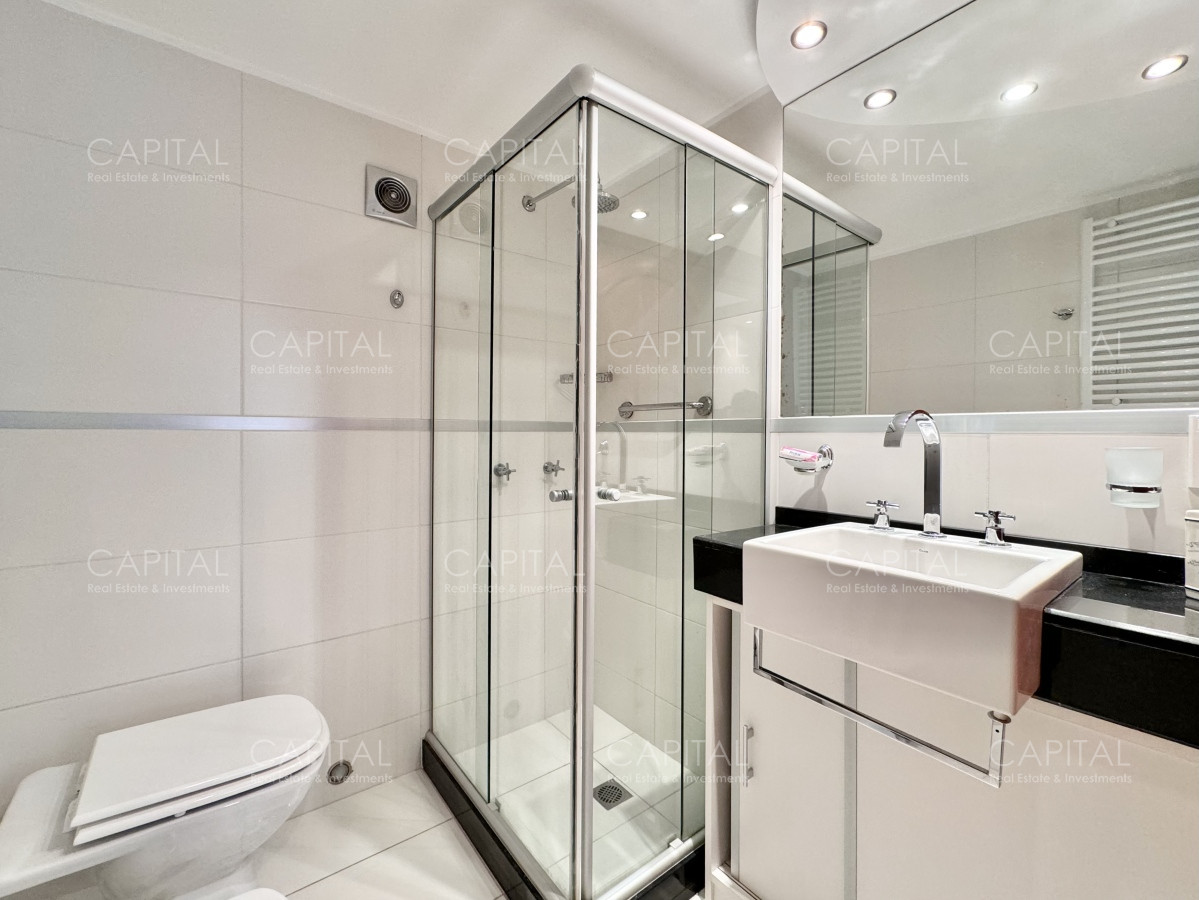 Apartamento ID.25200 - Apartamento Venta Puerto Punta del Este Seis Dormitorios 