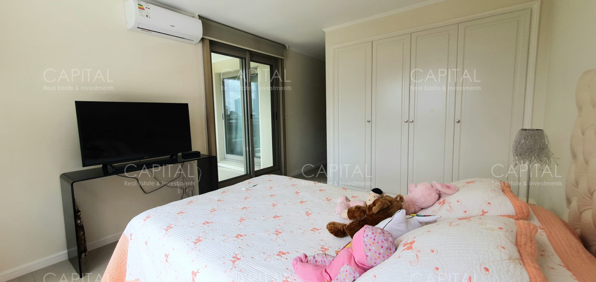 Apartamento ID.32278 - Venta departamento frente al mar tres dormitorios mas dependencia Playa Brava Punta del Este