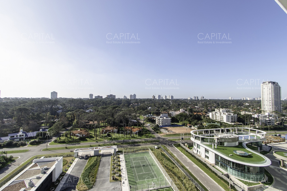 Apartamento ID.34658 - Venetian Central Punta del Este En venta Dos Suites en Venta