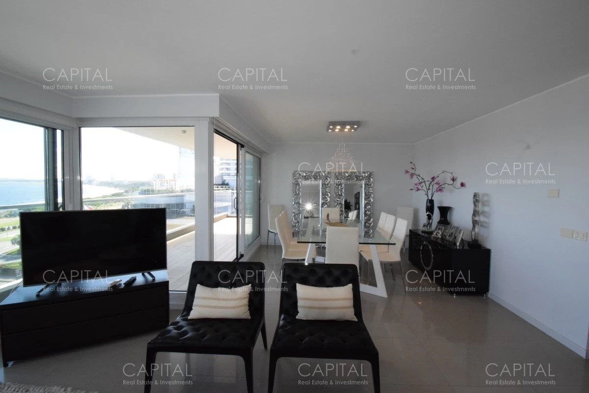 Apartamento ID.31807 - Venta Apartamento tres dormitorios torre de lujo en playa Mansa