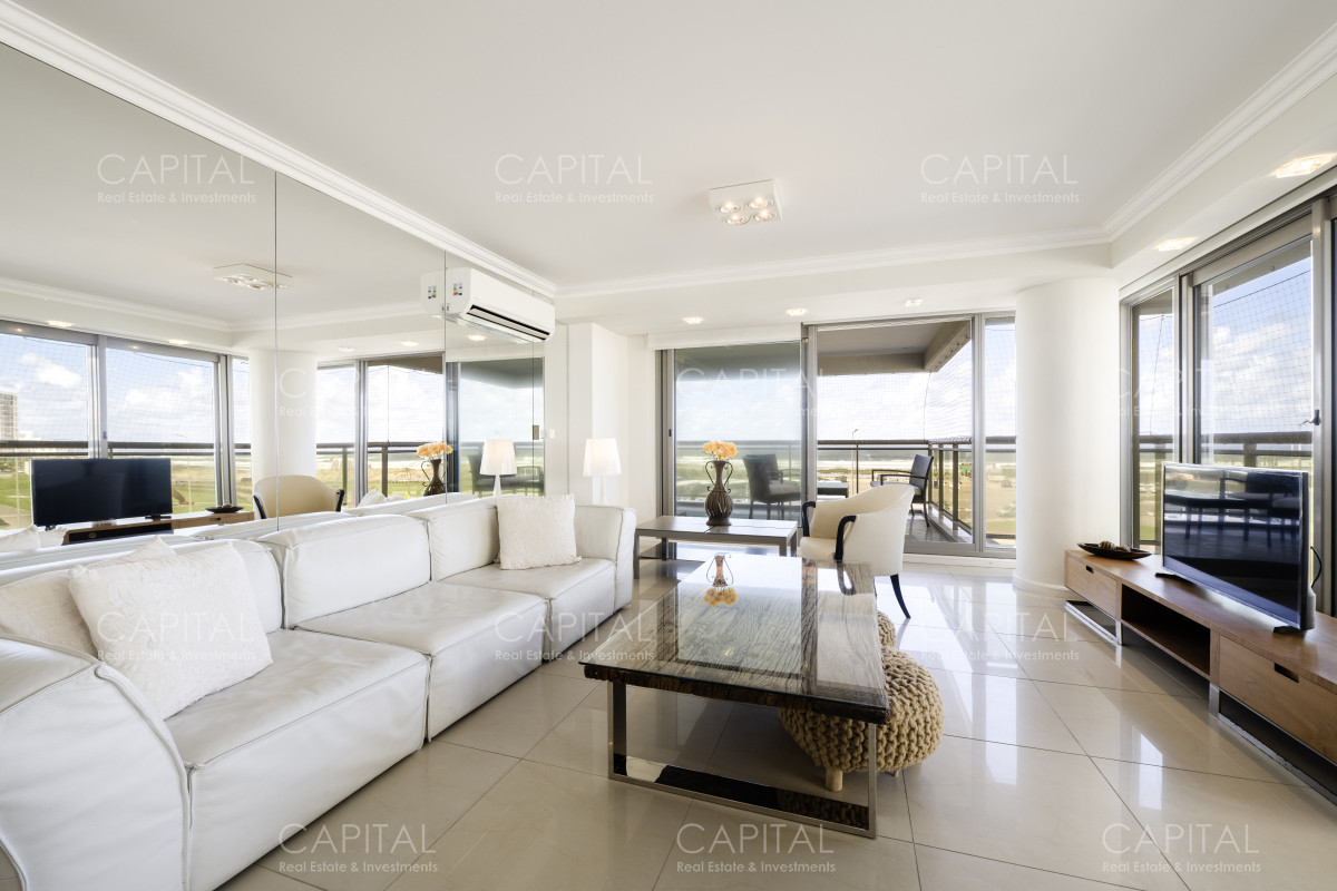 Apartamento ID.37932 - Departamento en Imperiale Punta del Este Venta de Tres Dormitorios en Playa Brava 