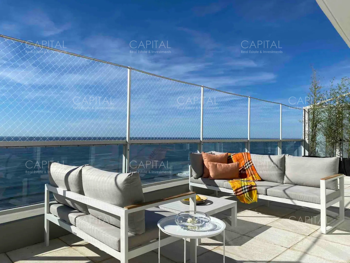 Apartamento ID.33769 - PentHouse de cuatro dormitorios en suite en Le Parc con parrillero propio y dependencia de servicio en Alquiler Temporal