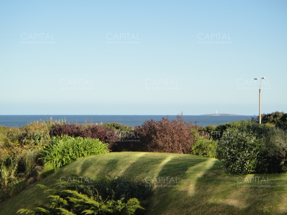 Apartamento ID.30147 - Excelente Apartamento Duplex en Acqua Punta del Este en Venta