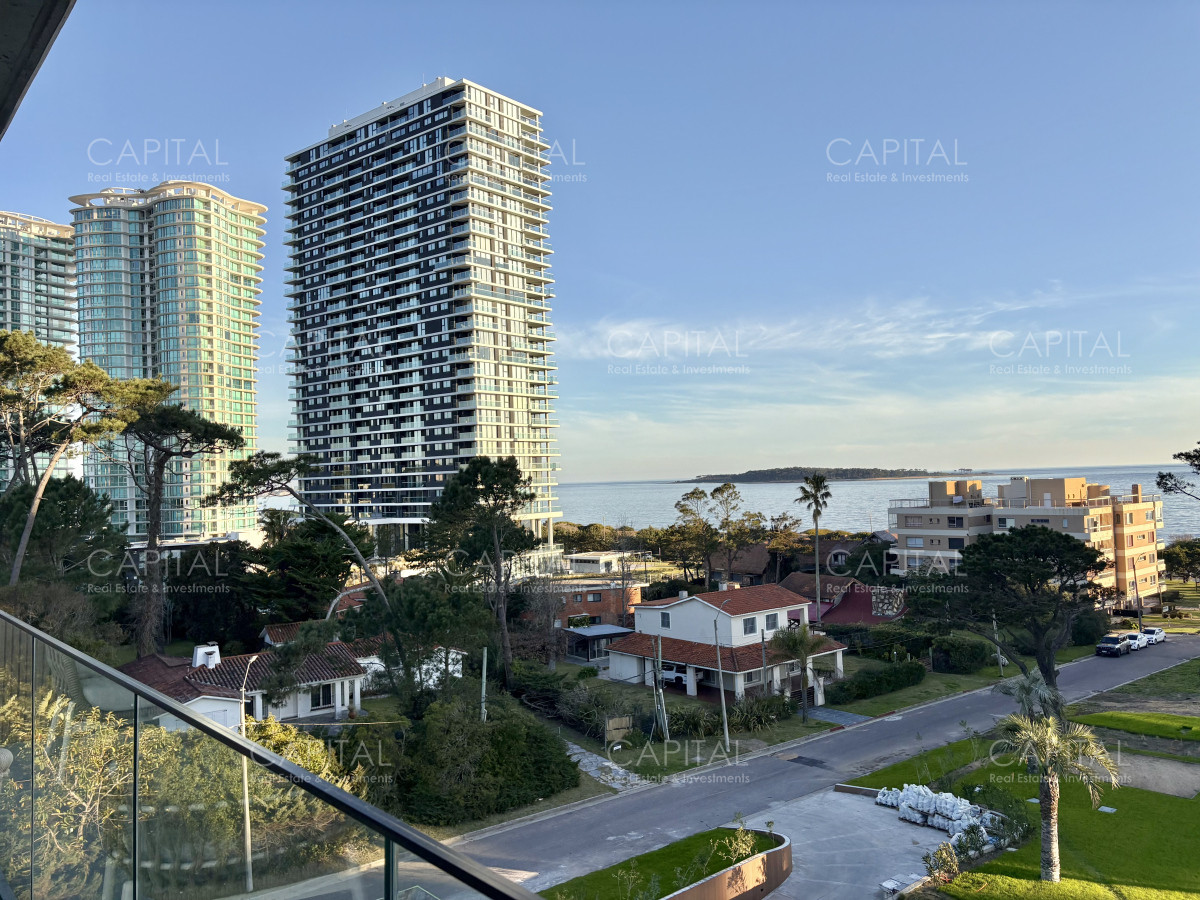 Apartamento ID.38783 - Apartamento de tres dormitorios en Saint Moritz Punta del Este en venta