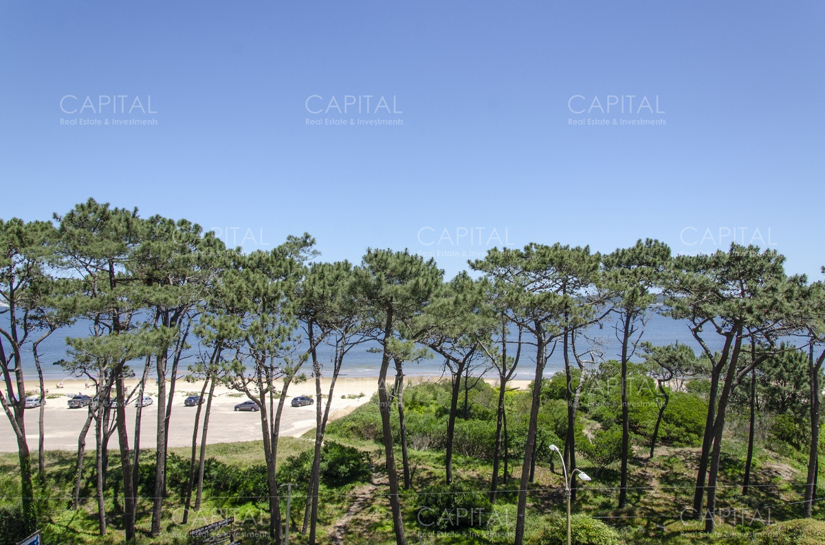Apartamento ID.35407 - Golden Gate Punta del Este Apartamento Primera Fila