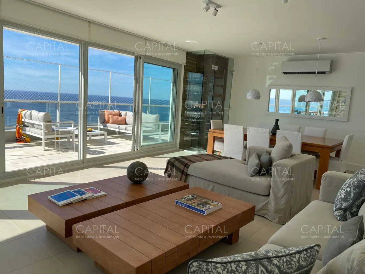 Apartamento ID.33769 - PentHouse de cuatro dormitorios en suite en Le Parc con parrillero propio y dependencia de servicio en Alquiler Temporal