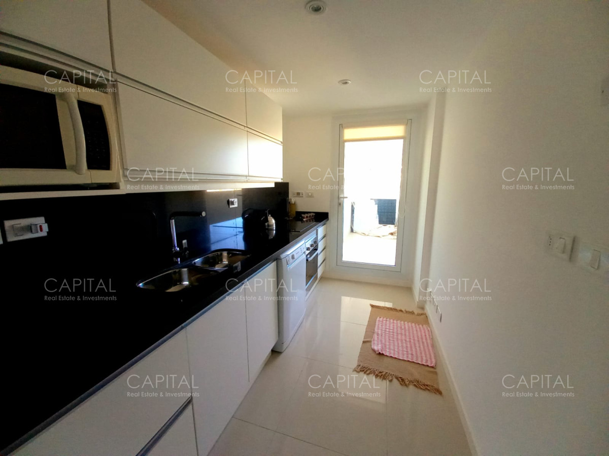Apartamento ID.31132 - Apartamento Frente al Mar en Venta Dos Dormitorios y Servicio