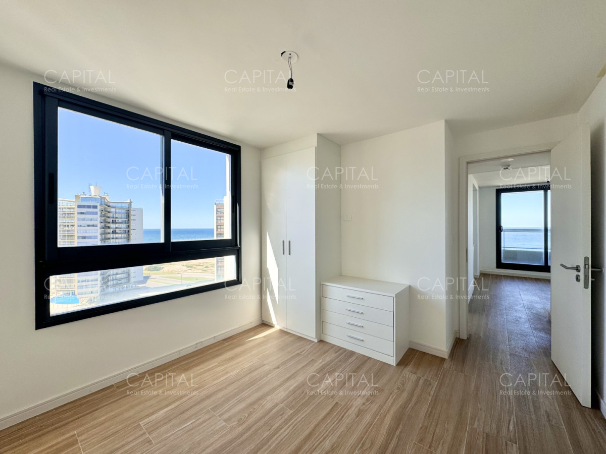 Apartamento ID.40072 - Unidad en venta de dos dormitorio con vista al mar, Playa Brava, Punta del Este
