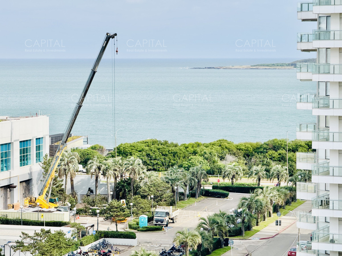 Apartamento ID.40580 - Apartamento reciclado de tres dormitorios en venta en Playa Mansa