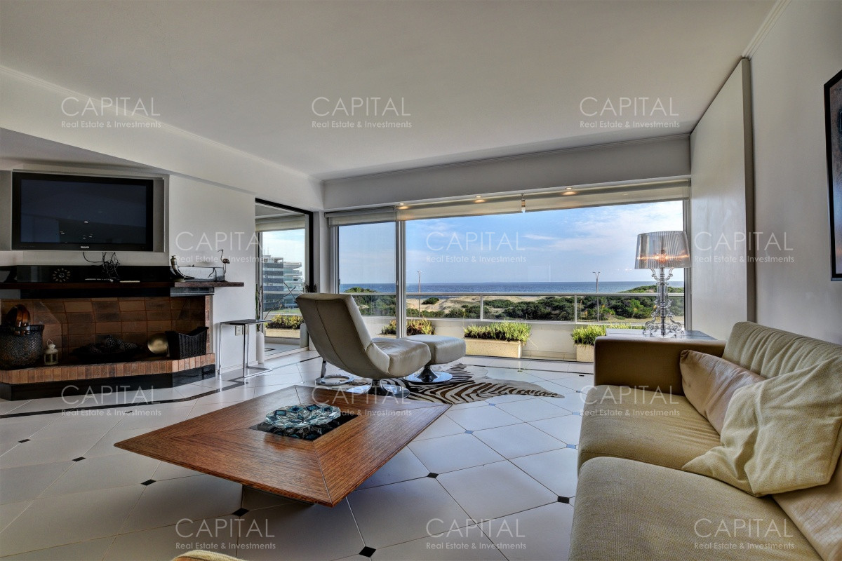 Apartamento ID.27366 - Apartamento Primera Fila Playa Brava en Alquiler 