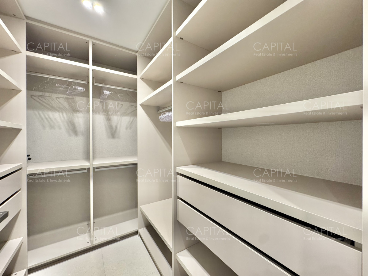 Apartamento ID.38870 - Le Parc IV de tres dormitorios piso alto en veta