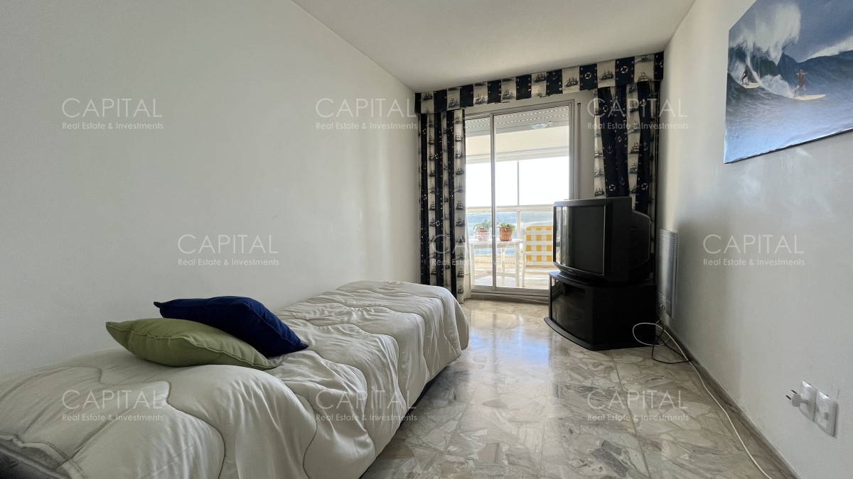 Apartamento ID.38452 - Apartamento en venta en Playa Mansa Punta del Este 