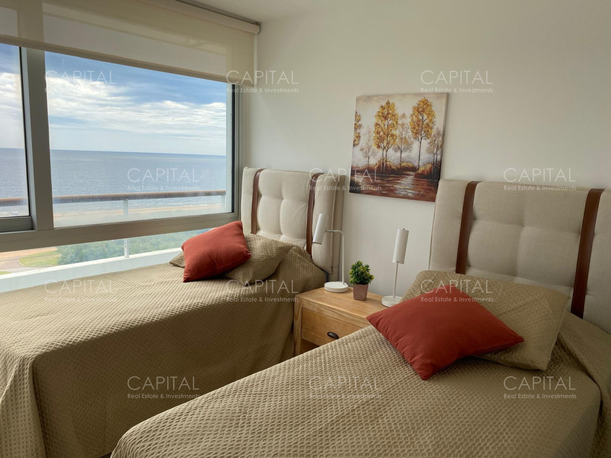 Apartamento ID.38643 - Penthouse Duplex en edificio Isabel en playa Mansa Punta del Este