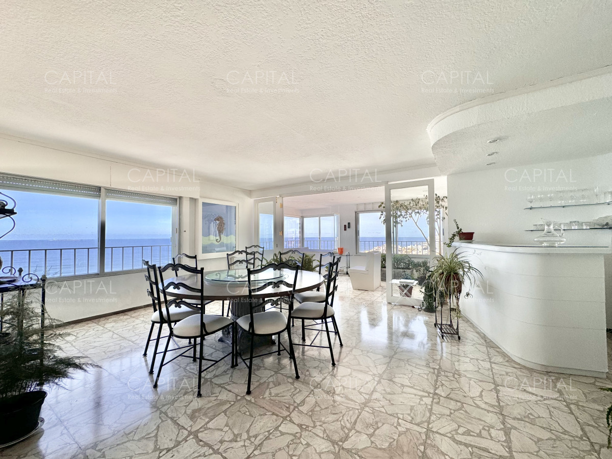 Apartamento ID.37407 - Apartamento de tres dormitorios y dependencia en Venta Punta del Este
