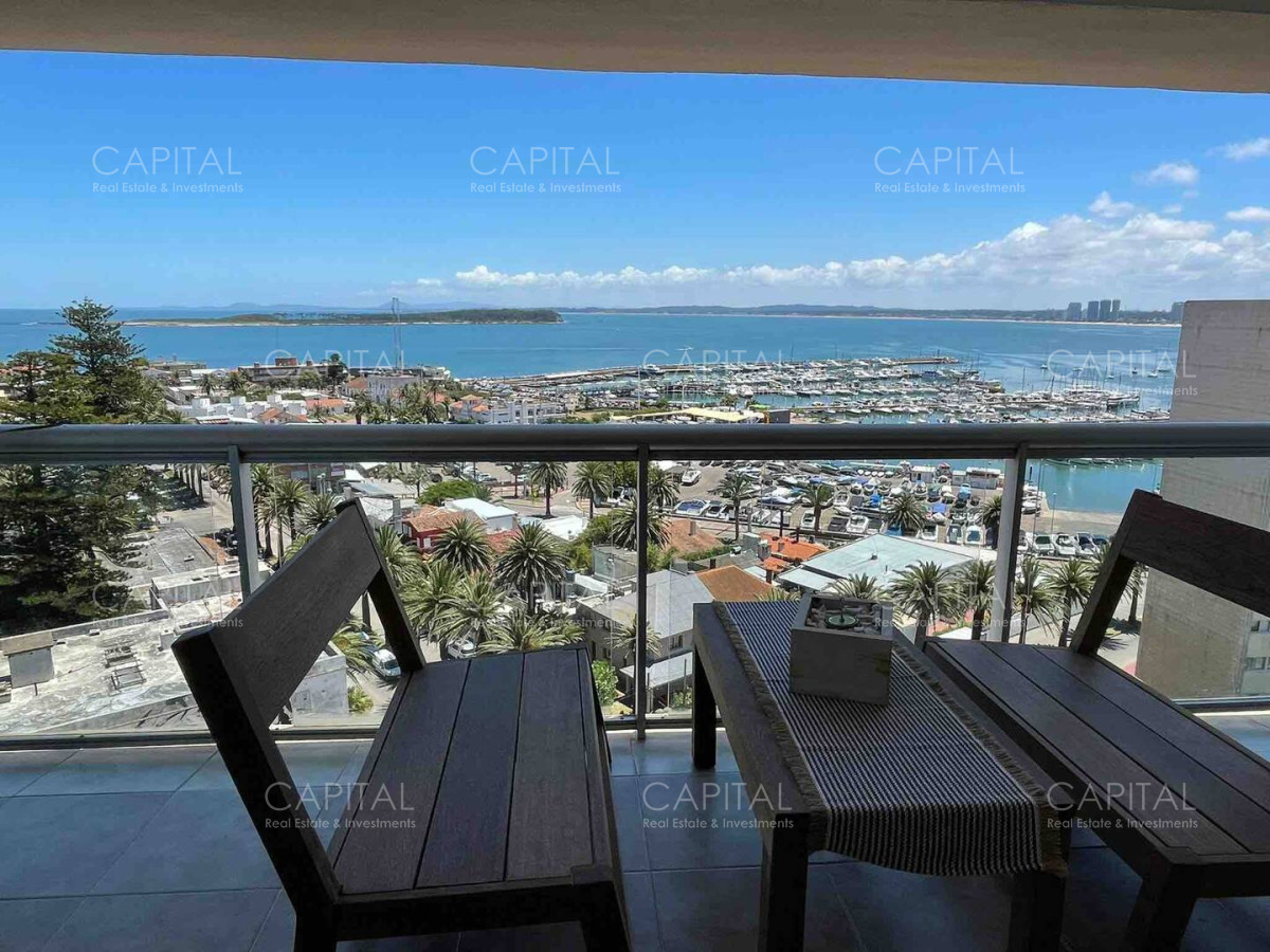 Apartamento de tres dormitorios en alquiler, Península, Punta del Este - CCP33615A