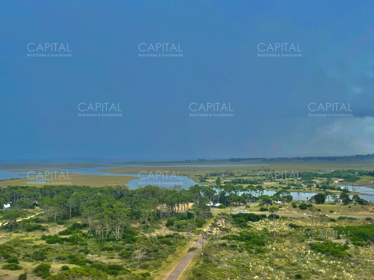 Apartamento ID.37867 - Apartamento de lujo en Surfside – Doceava Planta con Vistas Increíbles