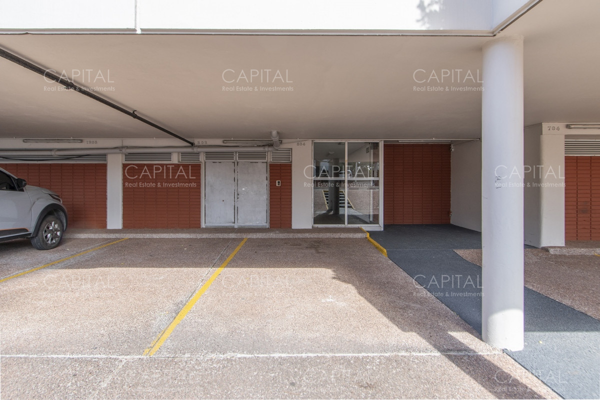 Apartamento ID.32842 - Apartamento con vista al mar en venta en Playa Mansa.
