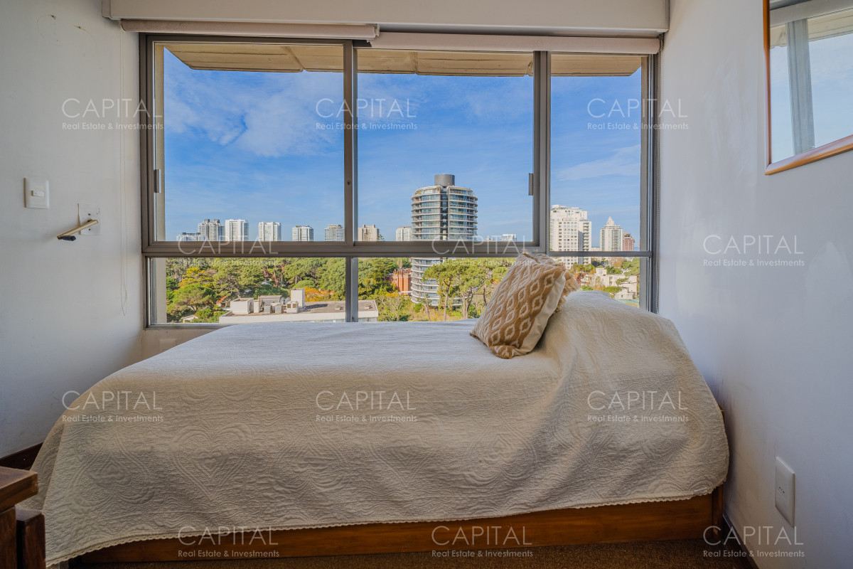 Apartamento ID.37842 - Departamento 3 dormitorios frente a Punta Shopping a pasos del mar