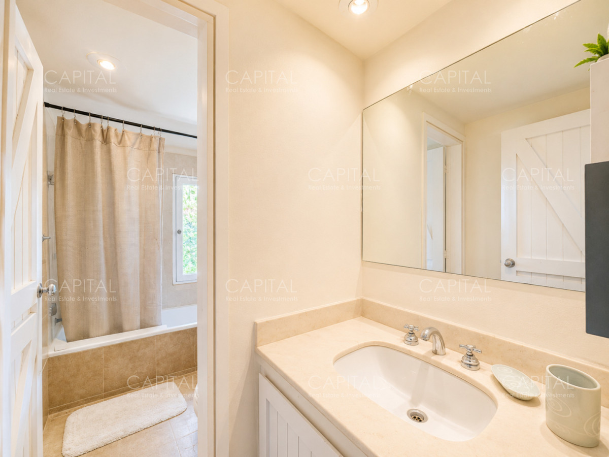 Apartamento ID.40342 - Apartamento en Venta de Tres Droimitorios en Playa Brava