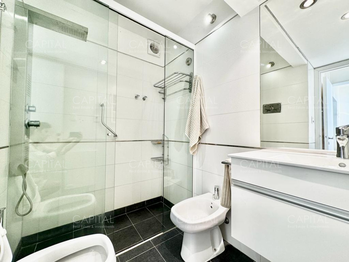 Apartamento ID.35578 - Apartamento de un dormitorio recilado frente al mar en Playa Mansa de Punta del Este